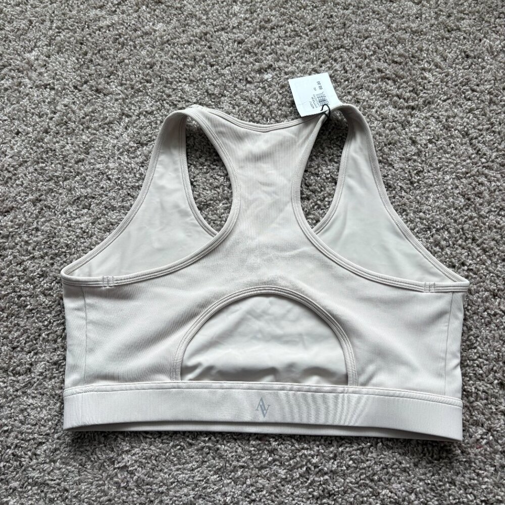 NWT Bandier All Access NYC Rib Front Row Bra Silver Cloud Rib - Picture 4 of 4